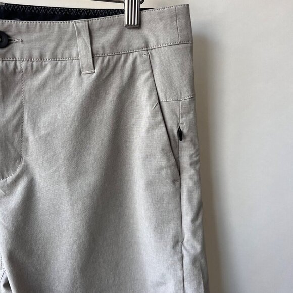 Vuori Men Aim shorts, grey/beige, Size 32 - Picture 5 of 10